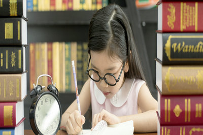 大專學(xué)歷可以報(bào)考上海師范大學(xué)在職研究生嗎？